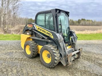 Main image New Holland L218